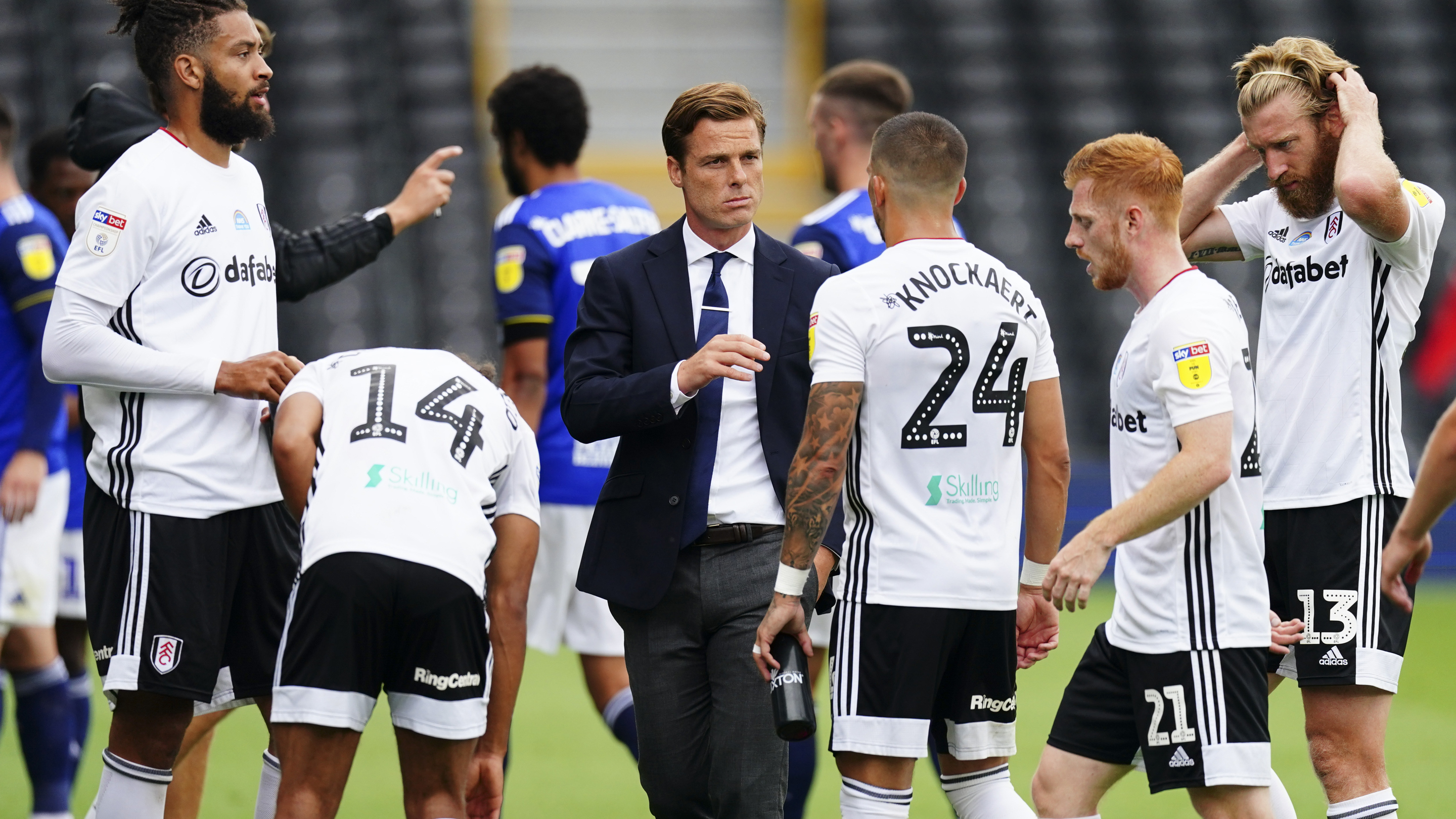 切尔西遭遇卡迪夫城逼平,挫败连胜势头的简单介绍 切尔西遭遇卡迪夫城逼平,挫败连胜势头的简单介绍