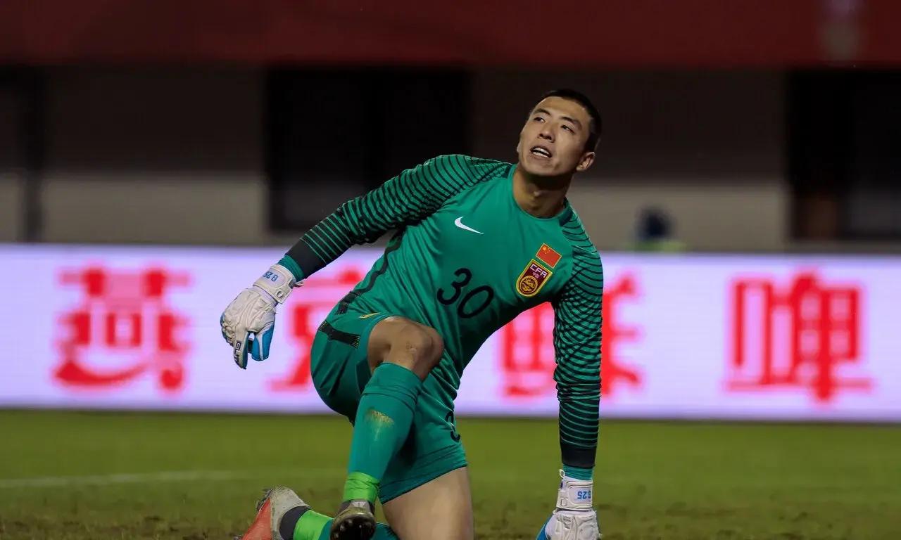 根察队门将扑救点球,力保球队领先优势的简单介绍 根察队门将扑救点球,力保球队领先优势的简单介绍