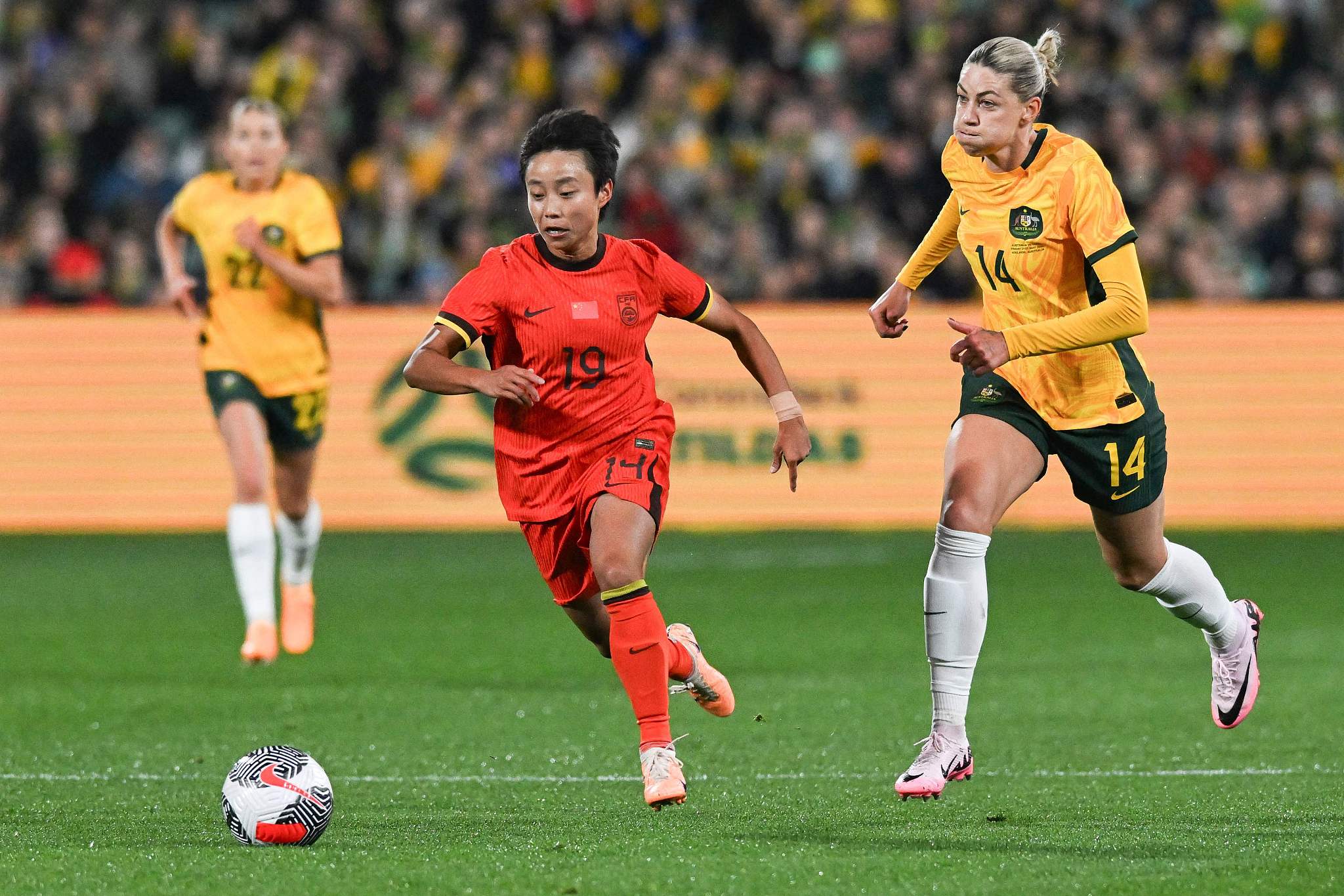 中国女足在欧洲赛事中的耀眼表现