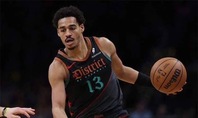 包含NBA新秀首秀表现平平，亟待调整适应职业赛场的词条