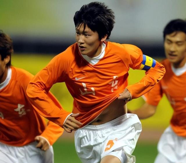 山东鲁能客场战胜河南建业,振作精神 山东鲁能客场战胜河南建业,振作精神