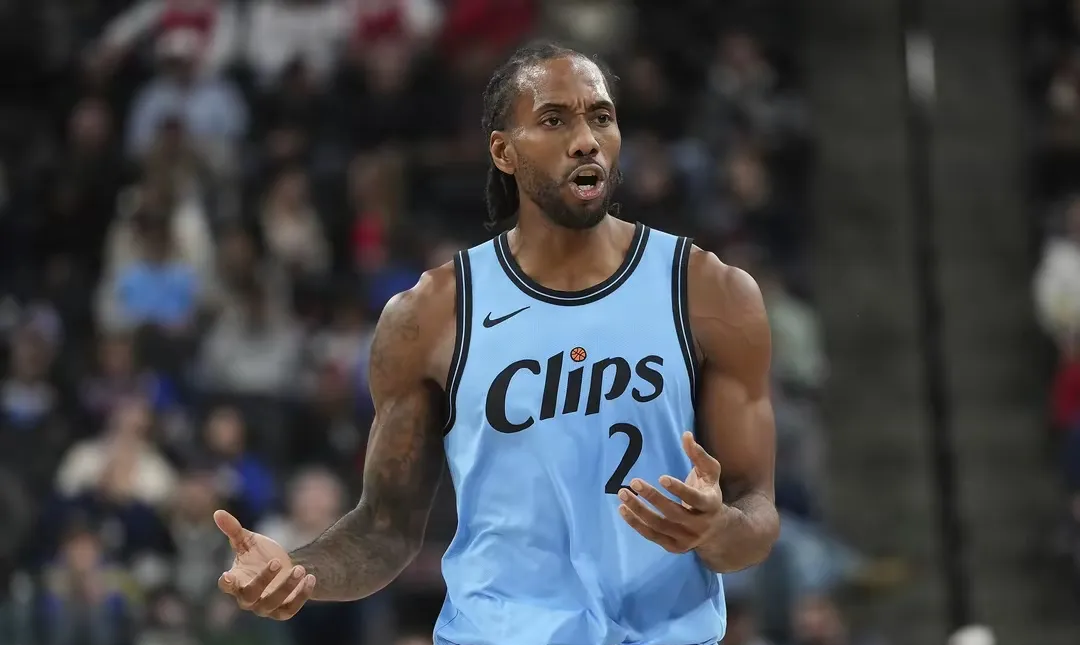 快船轻松取胜，太阳落败无助