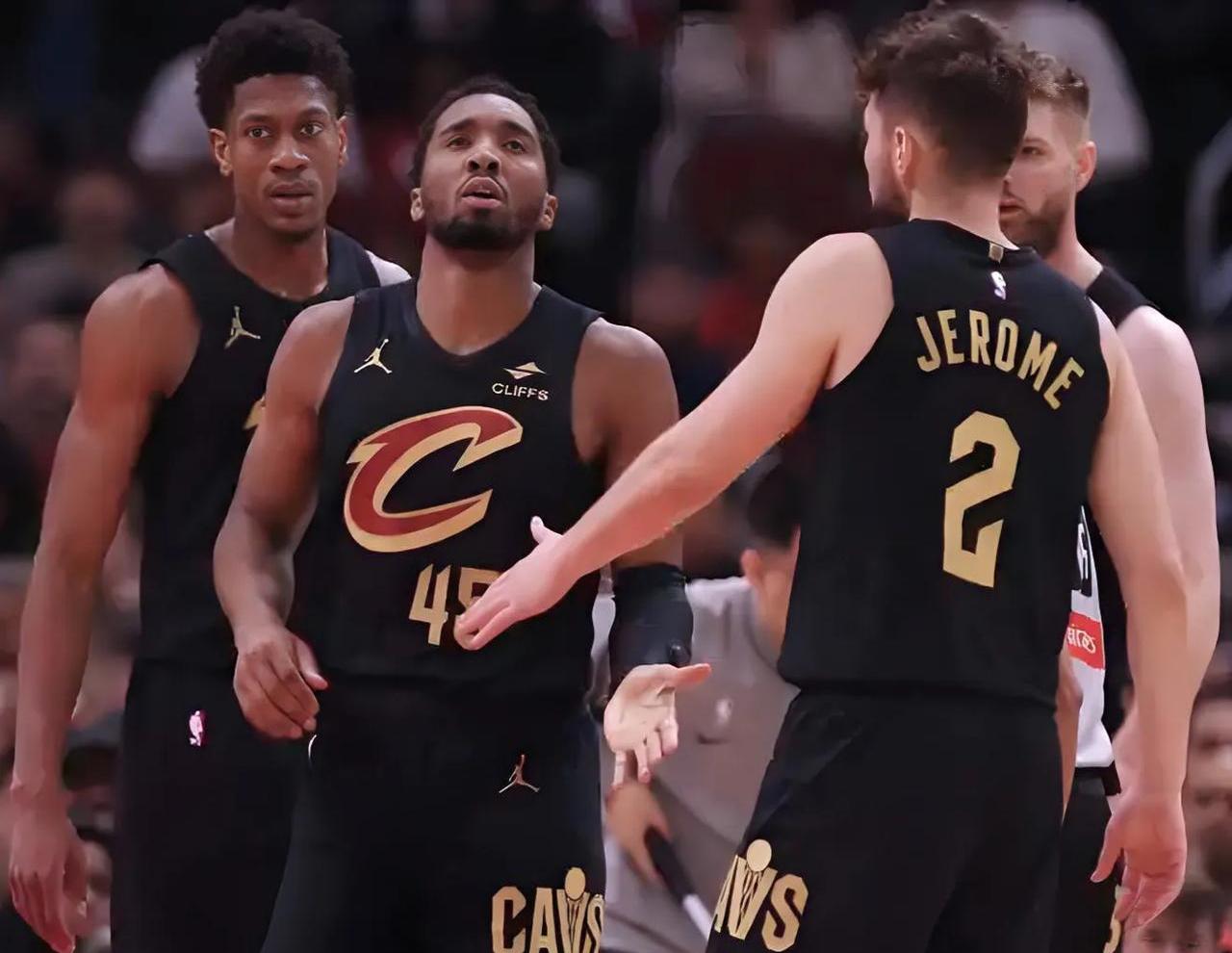 骑士队客场击败马刺队