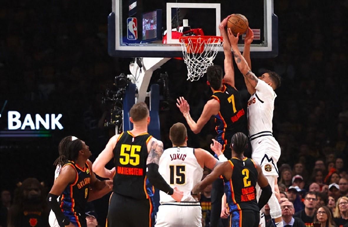 雷霆翻盘勇士B队，麦科勒姆打破历史纪录