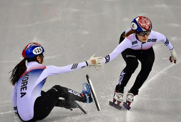 包含中国羽毛球队绝地反击韩国羽毛球队,马琳打破历史纪录的词条 包含中国羽毛球队绝地反击韩国羽毛球队,马琳打破历史纪录的词条