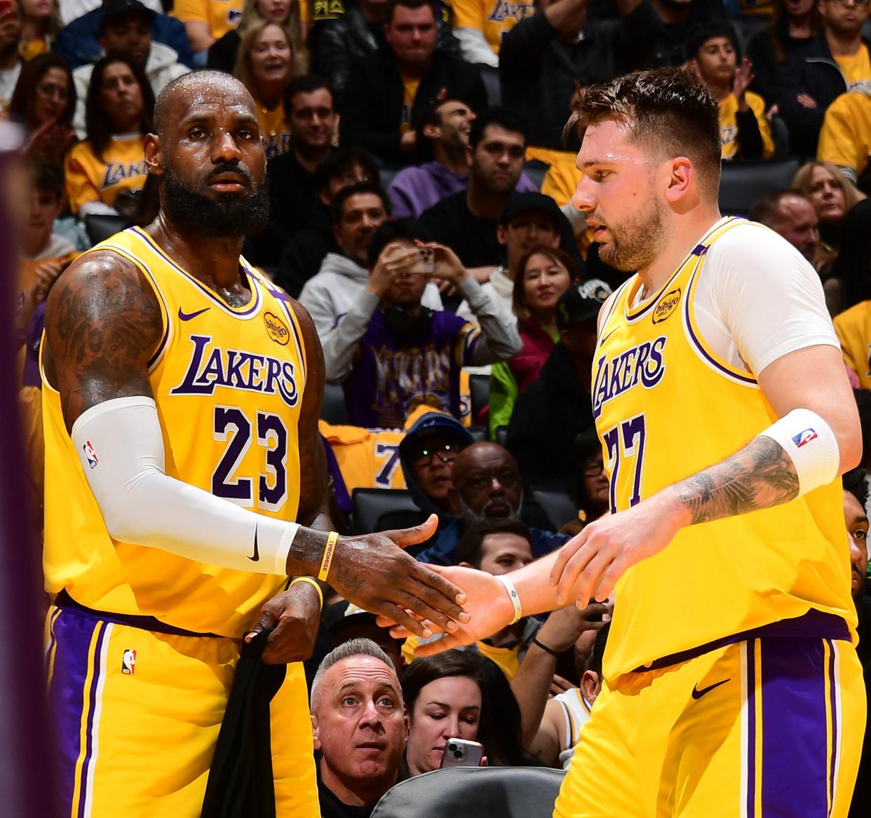 关于开拓者负湖人,詹姆斯38+12数据全面的信息 关于开拓者负湖人,詹姆斯38+12数据全面的信息