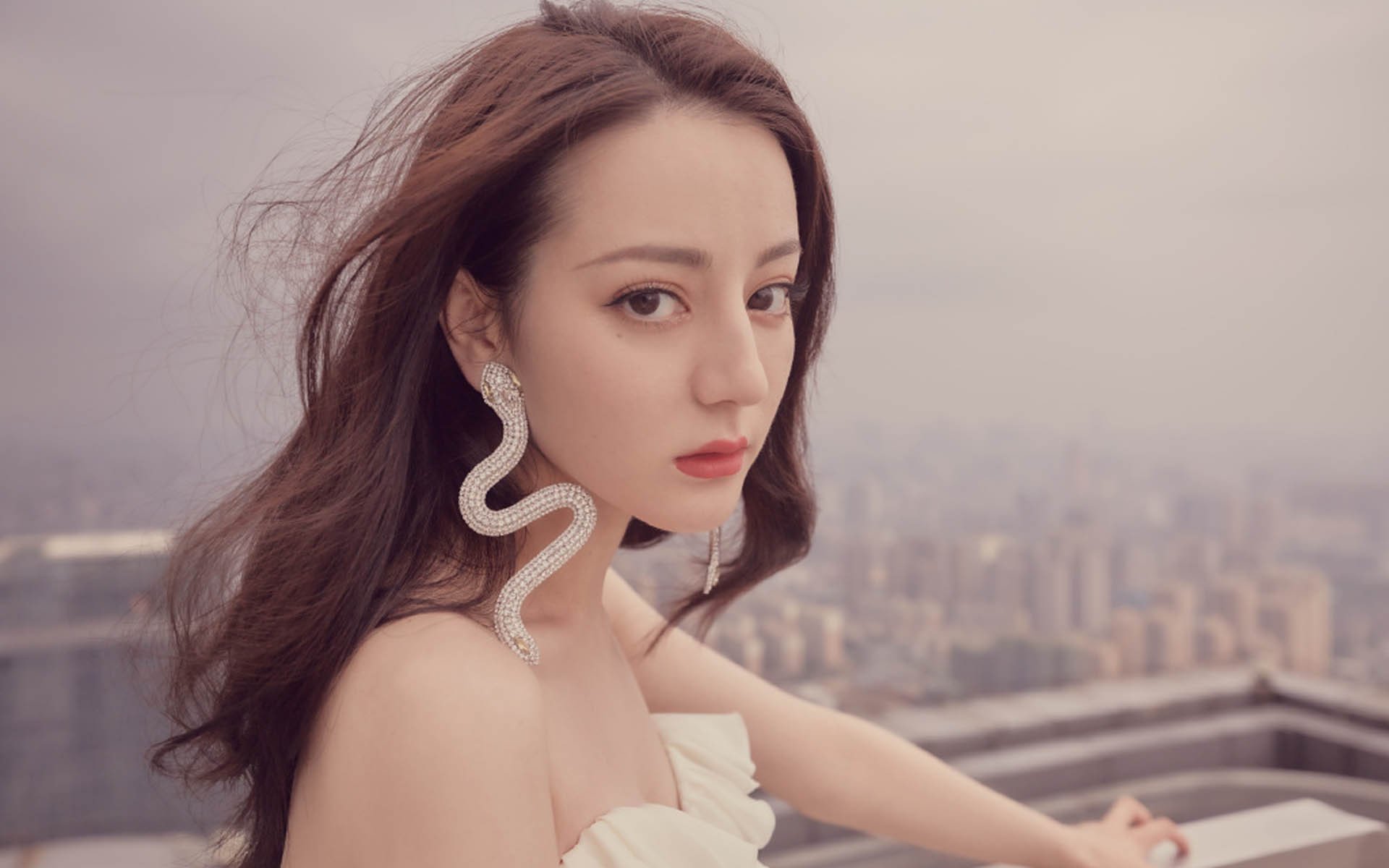 引擎对决，当F1的精密狂想曲遭遇拜仁的绿茵火力矩阵