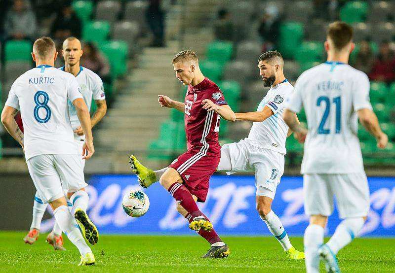 AC米兰拿下瑞典，拉什福德在美加墨世界杯接管比赛