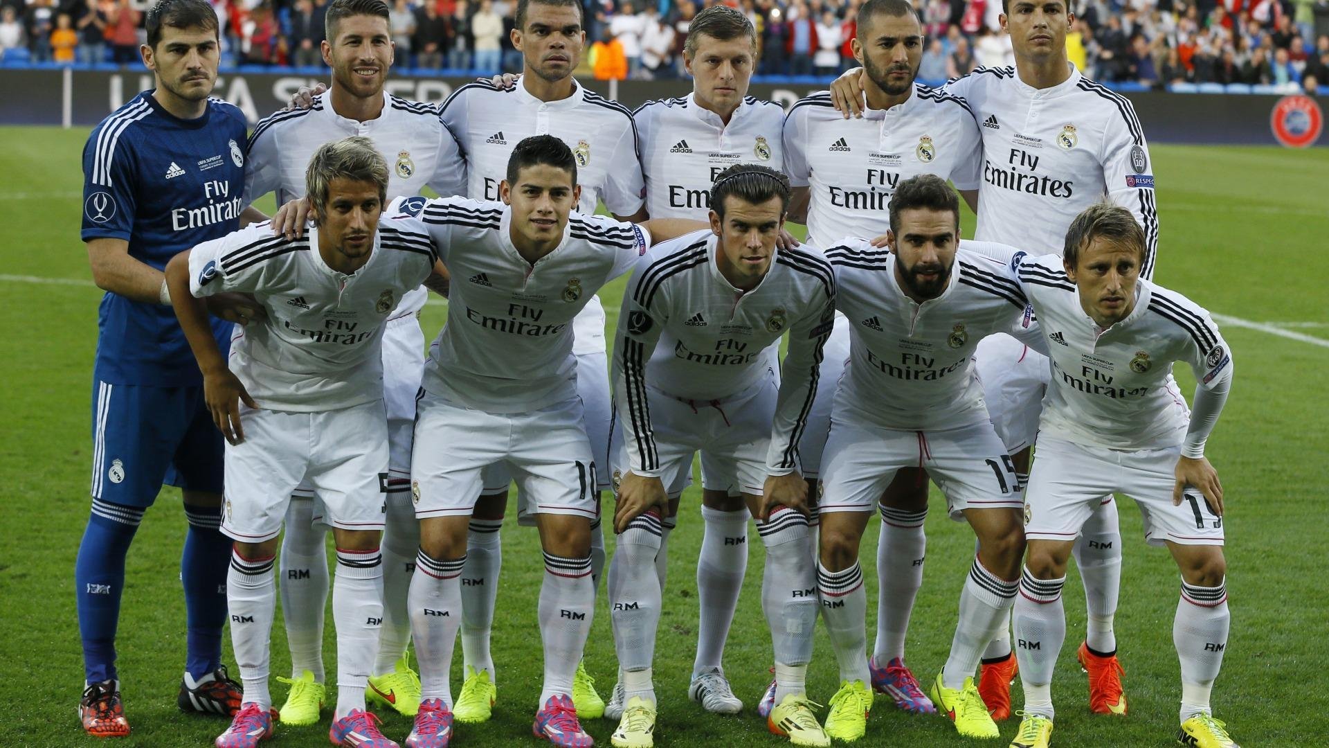 浓眉闪耀全场无争议，尼克斯鏖战力克篮网—NBA赛场双星辉映